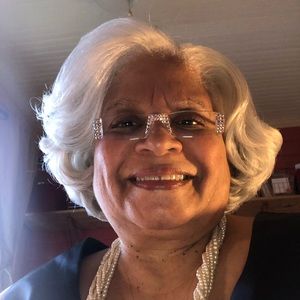 Meet your Posher, Diedre